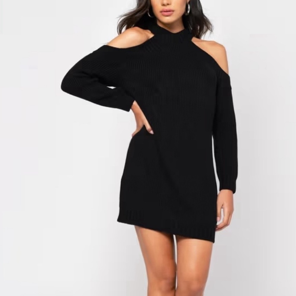 Tobi Black Long Sleeve Cold Shoulder Dress
